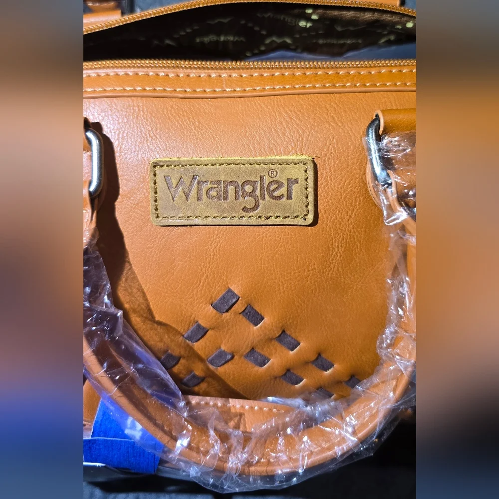 Wrangler W Barrel Purse